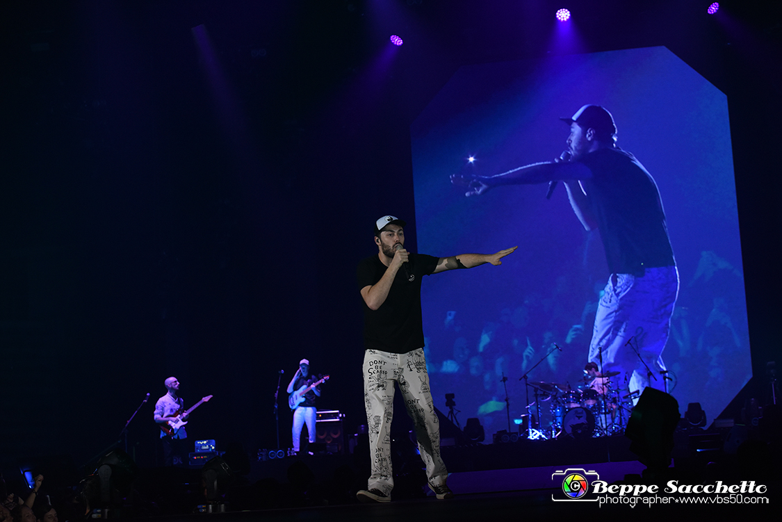 VBS_1377 - Concerto Pinguini Tattici Nucleari - Dove eravamo rimasti tour 2022.jpg